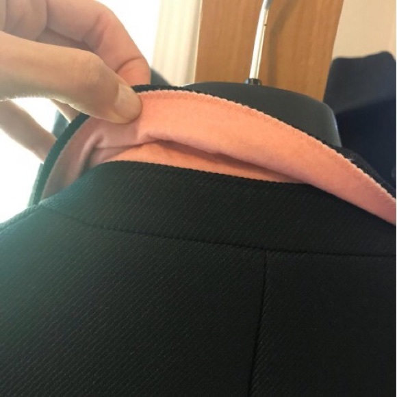 Acne Studios Pink Silk Lined Black Coat - Picture 4 of 7